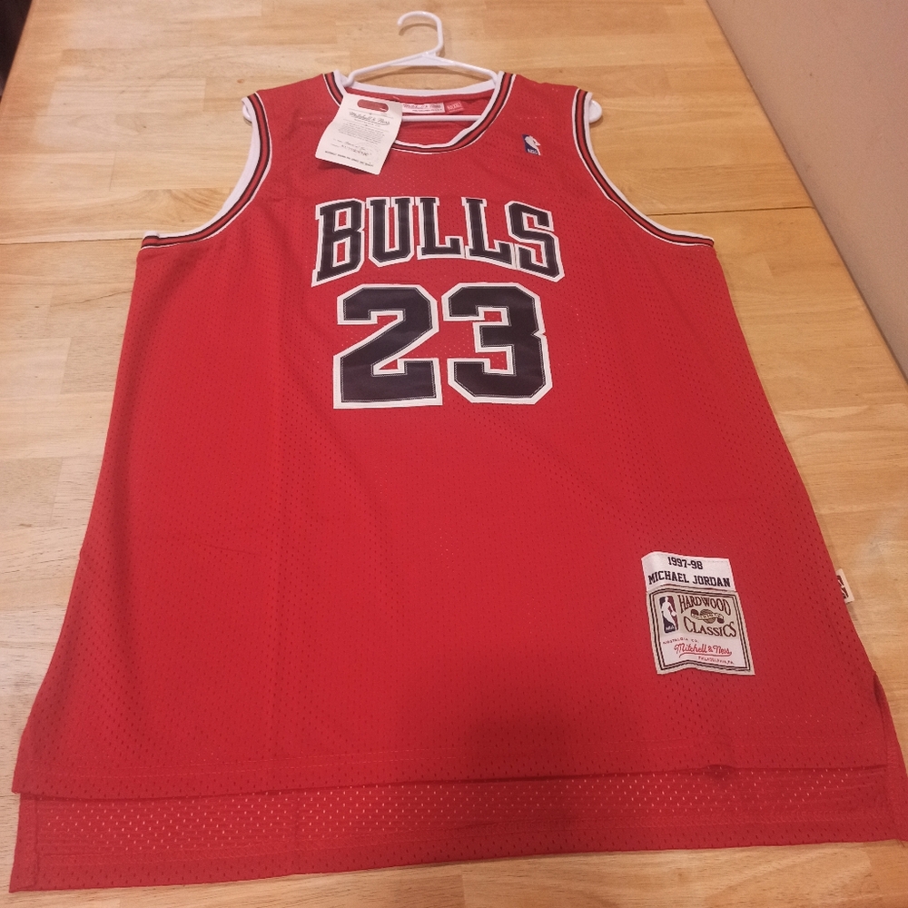 100% Authentic Michael Jordan Mitchell Ness 97 98 Sz XXL Bulls Jersey - Picture 1 of 12